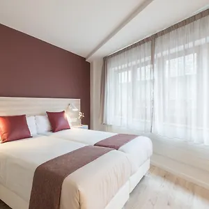 3* Hotel & Cosmos